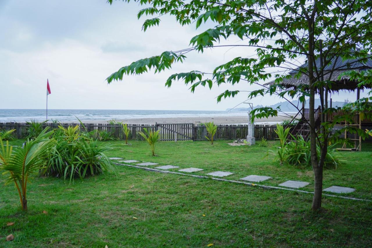 Momos Surf Shack Hotel Salul Exterior photo